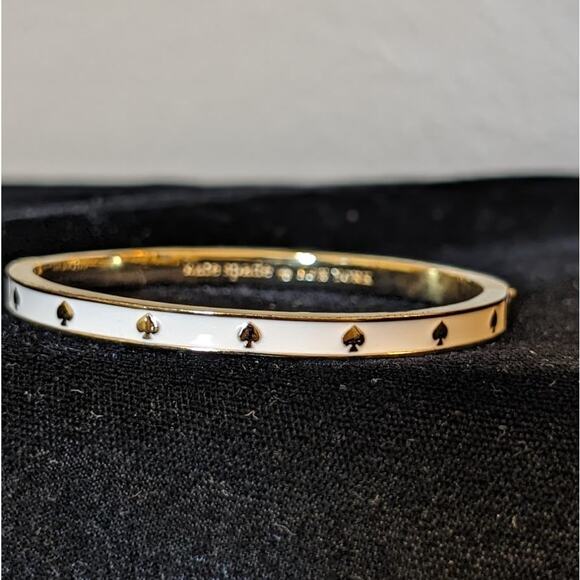 Kate Spade New York White Enamel Gold Tone Hinge Bangle Bracelet - Picture 2 of 7